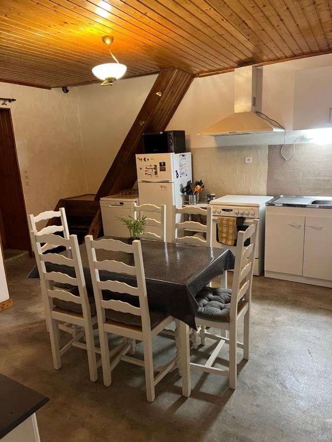 Gite Des Reculees Ladoye-sur-Seille Eksteriør billede